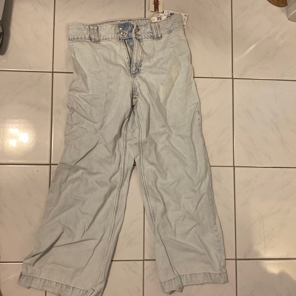 NWT Mango Midwaist Cropped Jeans